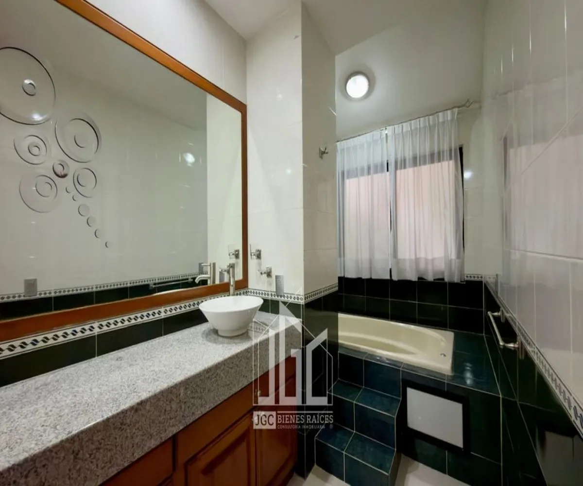 Casa En Venta,Colinas de San Javier,Avenida Acueducto 2405, Zapopan, Jalisco 45110, 3 Habitaciones,3 Baños,Avenida Acueducto,2,pvXGQs6