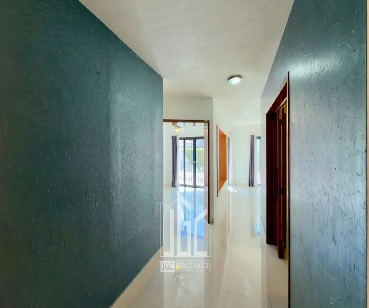 Casa En Venta,Colinas de San Javier,Avenida Acueducto 2405, Zapopan, Jalisco 45110, 3 Habitaciones,3 Baños,Avenida Acueducto,2,pvXGQs6