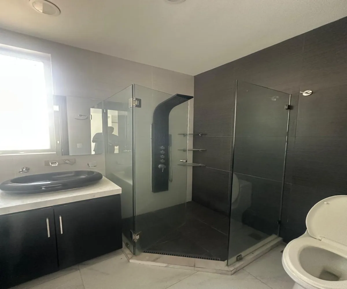 Casa En Venta,Valle Real,Av. Santa Margarita 4050, Zapopan, Jalisco 45019, 4 Habitaciones,3 Baños,NOVATERRA,Av. Santa Margarita,3,723320