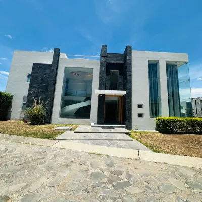 Casa En Venta,Valle Real,Av. Santa Margarita 4050, Zapopan, Jalisco 45019, 4 Habitaciones,3 Baños,NOVATERRA,Av. Santa Margarita,3,723320