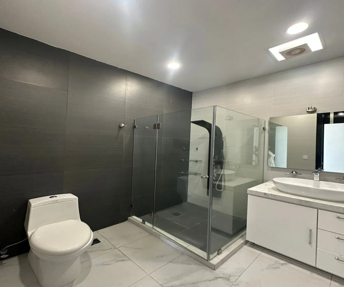 Casa En Venta,Valle Real,Av. Santa Margarita 4050, Zapopan, Jalisco 45019, 4 Habitaciones,3 Baños,NOVATERRA,Av. Santa Margarita,3,723320