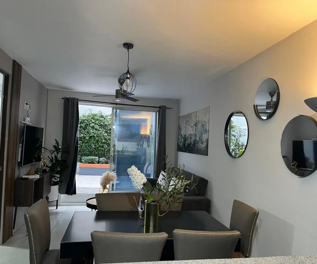 Casa En Renta,San Juan de Dios,Josefa Oríz de Dominguez 152 14, Guadalajara, Jalisco 44360, 2 Habitaciones,1 Baño,Punto Central,Josefa Oríz de Dominguez,7,723321