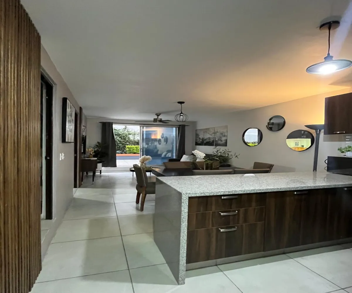Casa En Renta,San Juan de Dios,Josefa Oríz de Dominguez 152 14, Guadalajara, Jalisco 44360, 2 Habitaciones,1 Baño,Punto Central,Josefa Oríz de Dominguez,7,723321