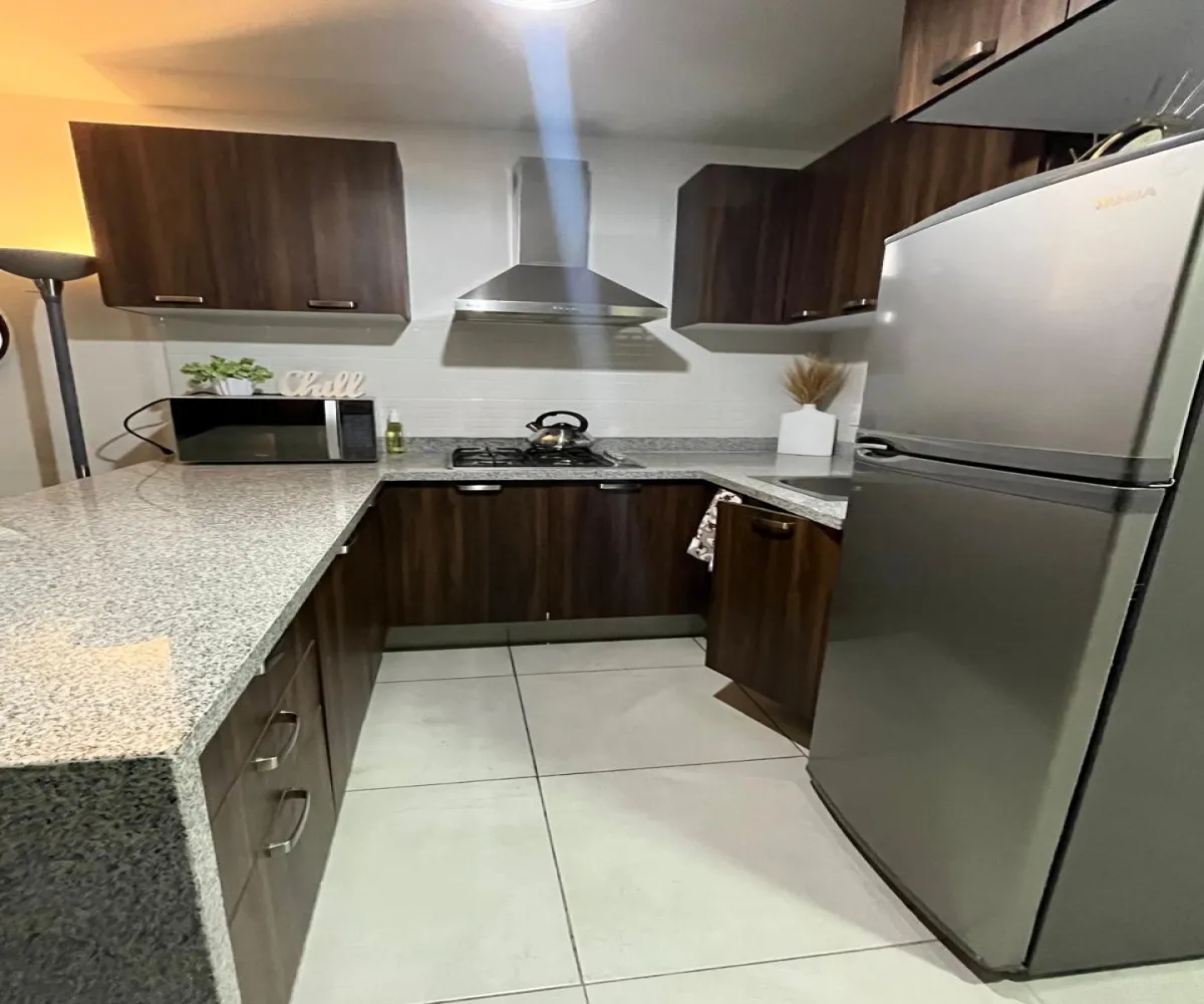 Casa En Renta,San Juan de Dios,Josefa Oríz de Dominguez 152 14, Guadalajara, Jalisco 44360, 2 Habitaciones,1 Baño,Punto Central,Josefa Oríz de Dominguez,7,723321