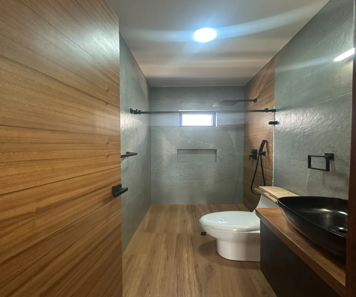 Casa En Venta,Bosques Santa Anita,Av. Paseo del Edén, Blvrd Bosques de Sta Anita 2377 Circuito 1 Ext.- 77 Int.- 5, Tlajomulco de Zúñiga, Jalisco 45645, 3 Habitaciones,2 Baños,El EdénResidencial,Av. Paseo del Edén, Blvrd Bosques de Sta Anita,2,723358