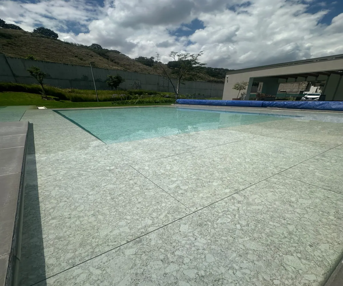 Casa En Venta,Bosques Santa Anita,Av. Paseo del Edén, Blvrd Bosques de Sta Anita 2377 Circuito 1 Ext.- 77 Int.- 5, Tlajomulco de Zúñiga, Jalisco 45645, 3 Habitaciones,2 Baños,El EdénResidencial,Av. Paseo del Edén, Blvrd Bosques de Sta Anita,2,723358