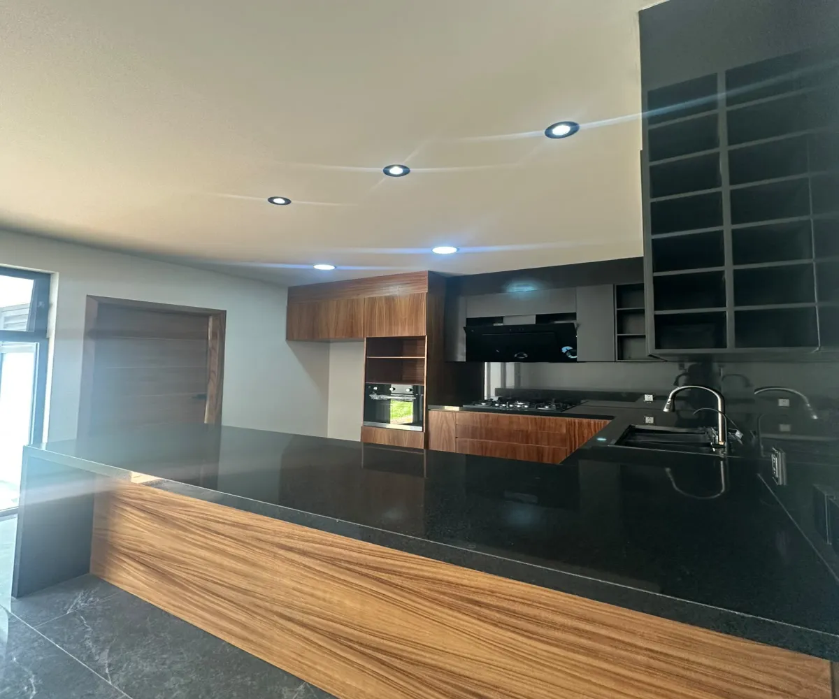 Casa En Venta,Bosques Santa Anita,Av. Paseo del Edén, Blvrd Bosques de Sta Anita 2377 Circuito 1 Ext.- 77 Int.- 5, Tlajomulco de Zúñiga, Jalisco 45645, 3 Habitaciones,2 Baños,El EdénResidencial,Av. Paseo del Edén, Blvrd Bosques de Sta Anita,2,723358