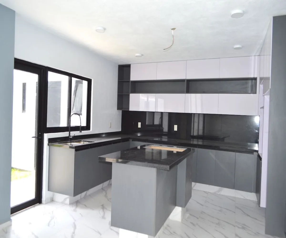 Casa En Venta,Argenta Mirador Residencial,Avenida Río Blanco 1900 67, Zapopan, Jalisco 45135, 4 Habitaciones,4 Baños,Avenida Río Blanco 1900,2,pTTrQMJ