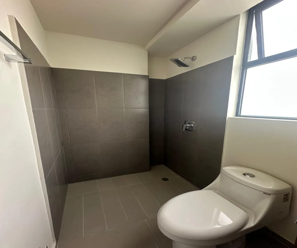 Departamento En Venta,Hogares de Nuevo México,Av. D 718 907, Zapopan, Jalisco 45138, 2 Habitaciones,2 Baños,Altures,Av. D,10,841108
