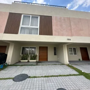 Casa En Venta,Santa Ana Tepetitlán,Camino a Sta. Ana Tepetitlán 1500, Zapopan, Jalisco, 3 Habitaciones,3 Baños,Madeira Residencial,Camino a Sta. Ana Tepetitlán,3,841206