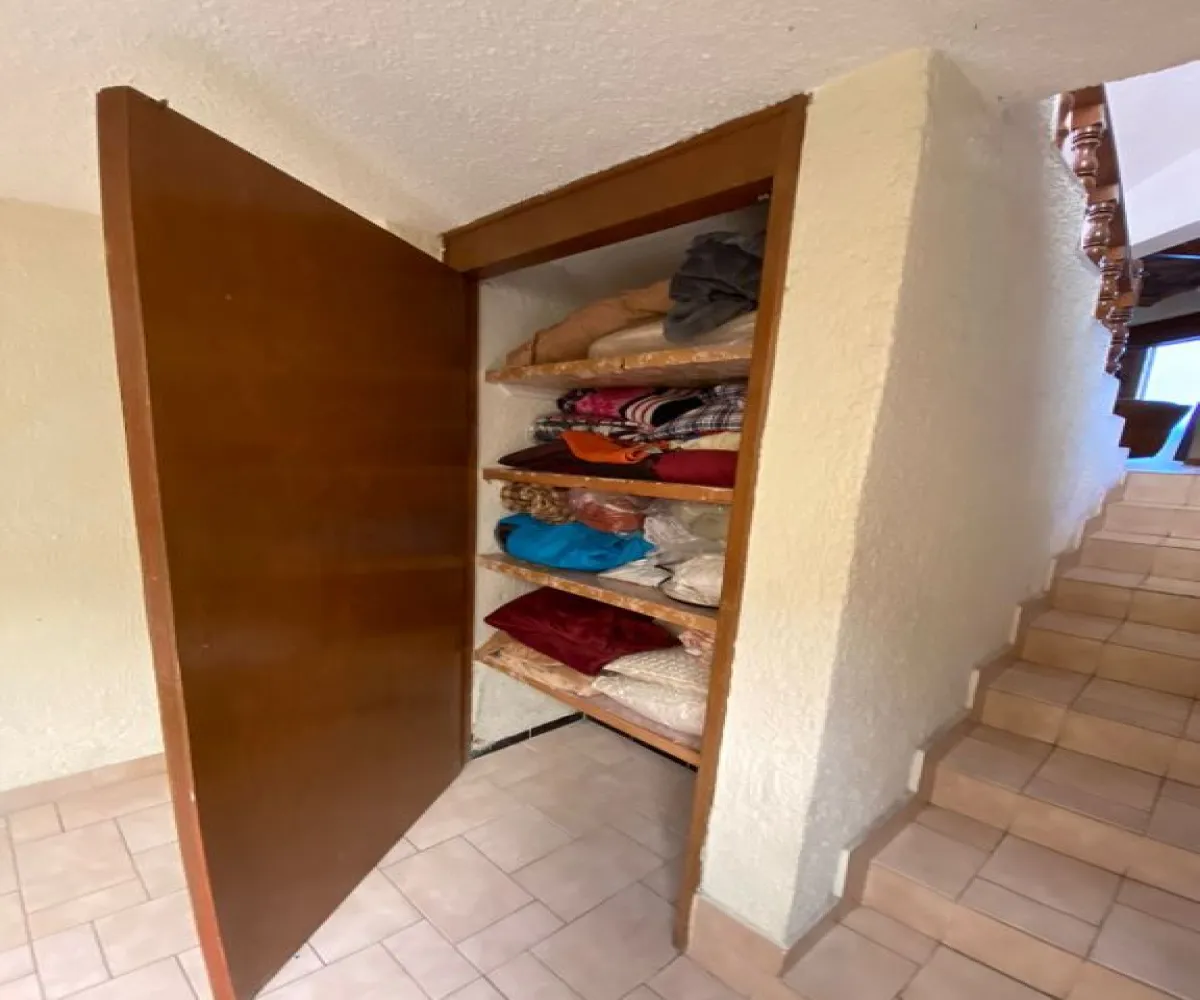 Casa En Venta,Chapultepec Country,Mallorca 1484, Guadalajara, Jalisco 44620, 3 Habitaciones,3 Baños,Mallorca,2,pl2pQVl Casa En Venta,Chapultepec Country,Mallorca 1484, Guadalajara, Jalisco 44620, 3 Habitaciones,3 Baños,Mallorca,2,pl2pQVl