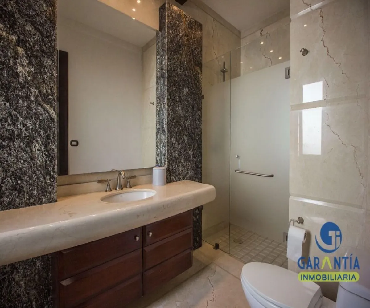 Casa En Venta,Puerta de Hierro,Blvd. Puerta de Hierro 5624, Zapopan, Jalisco 45116, 4 Habitaciones,5 Baños,Blvd. Puerta de Hierro,3,plNA0R6