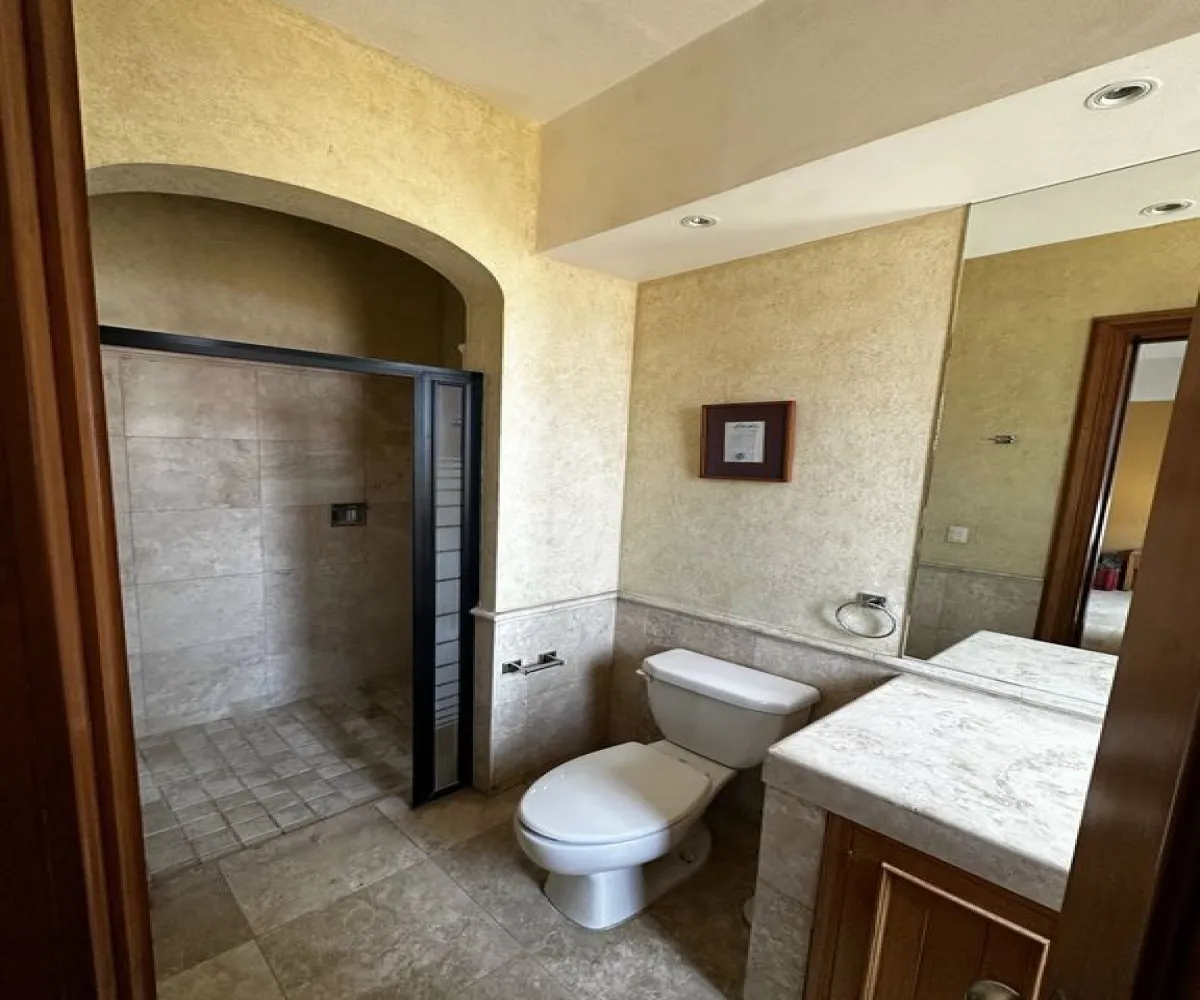 Casa En Venta,La Mojonera,Avenida General Corona 2500, Zapopan, Jalisco 45019, 3 Habitaciones,3 Baños,Avenida General Corona,1,prReQl2