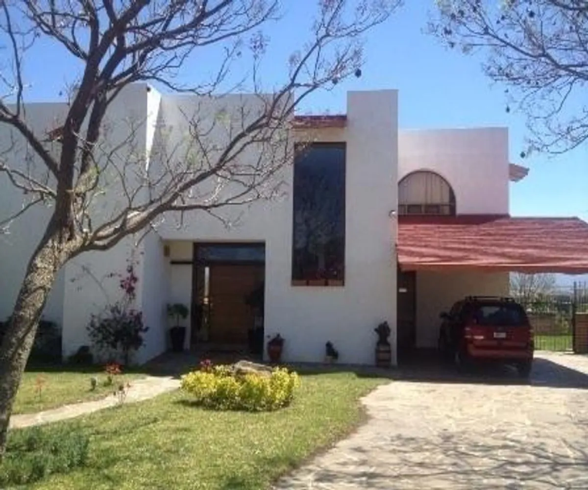 Casa En Venta,Santa Sofía Hacienda Country Club,Caporales S/N, El Arenal, Jalisco 45353, 10 Habitaciones,12 Baños,Caporales,2,py4Ezwo