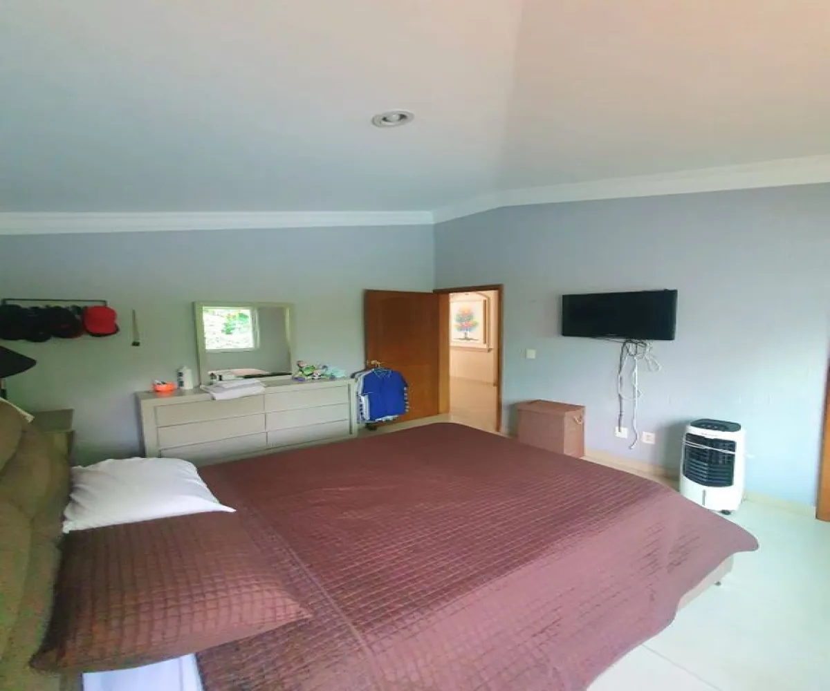 Casa En Venta,El Manantial,Paseo del Manantial 0, Tlajomulco de Zúñiga, Jalisco 45645, 4 Habitaciones,5 Baños,Paseo del Manantial,2,pahjK8d