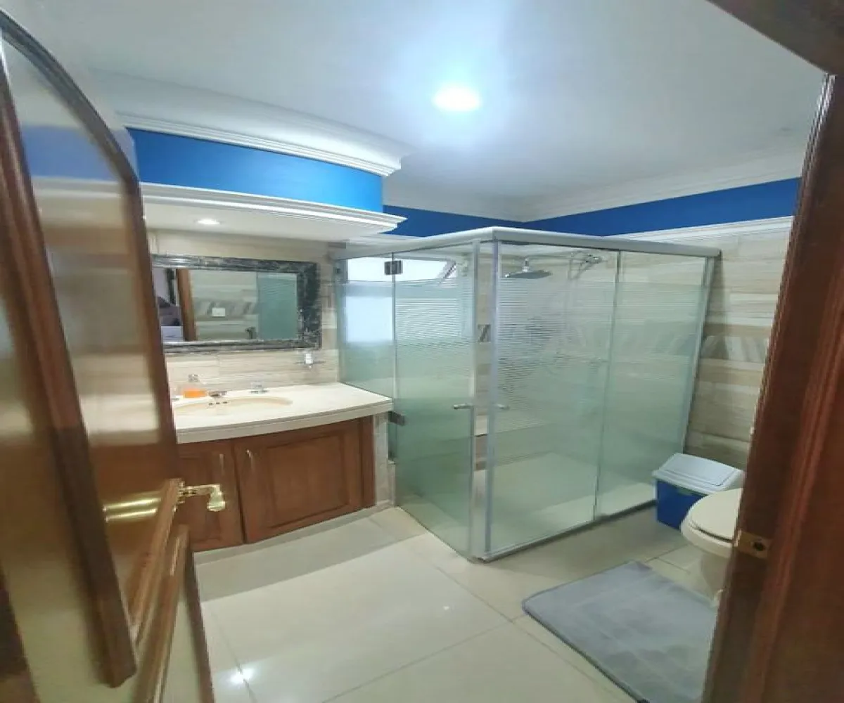 Casa En Venta,El Manantial,Paseo del Manantial 0, Tlajomulco de Zúñiga, Jalisco 45645, 4 Habitaciones,5 Baños,Paseo del Manantial,2,pahjK8d