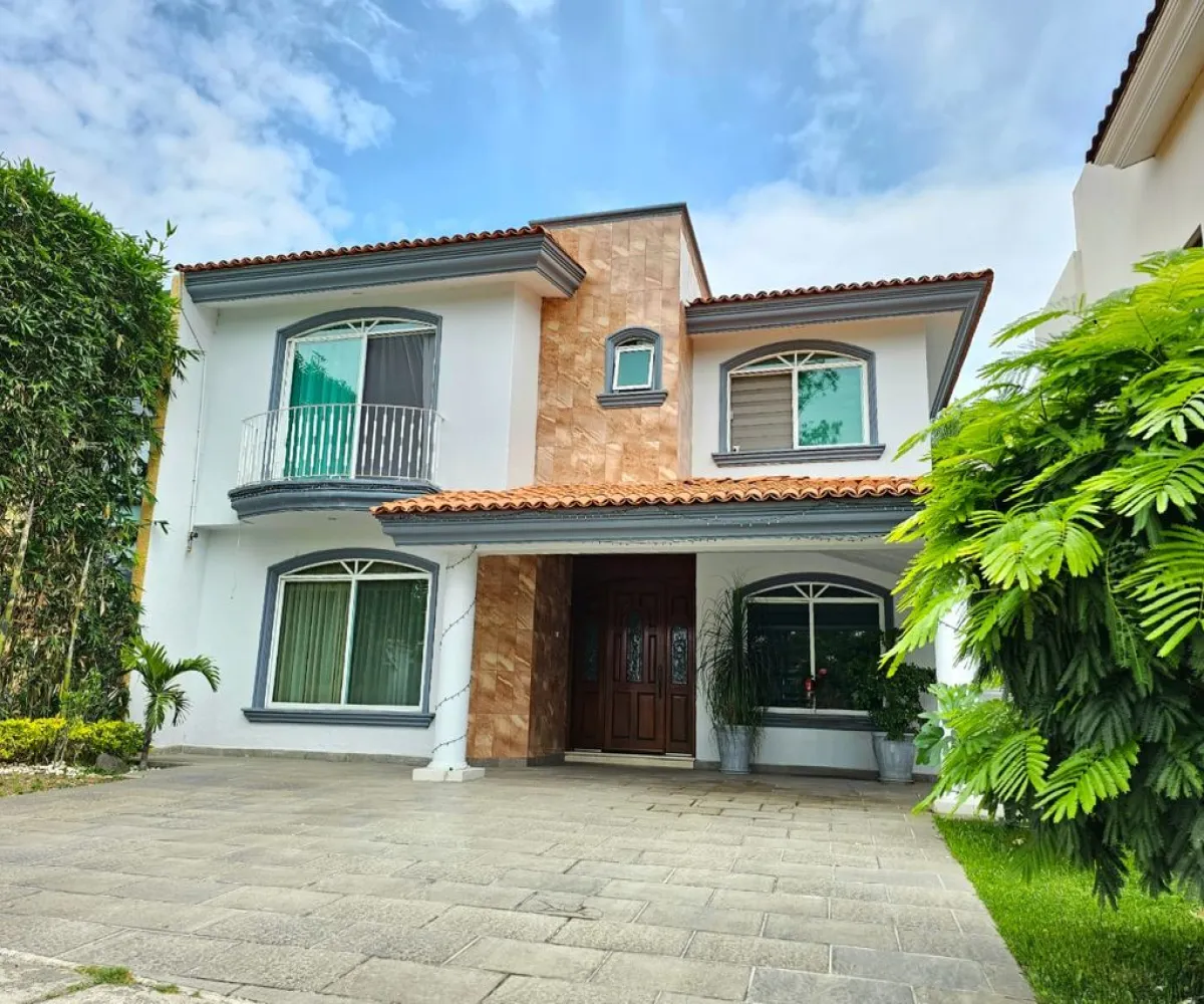 Casa En Venta,El Manantial,Paseo del Manantial 0, Tlajomulco de Zúñiga, Jalisco 45645, 4 Habitaciones,5 Baños,Paseo del Manantial,2,pahjK8d