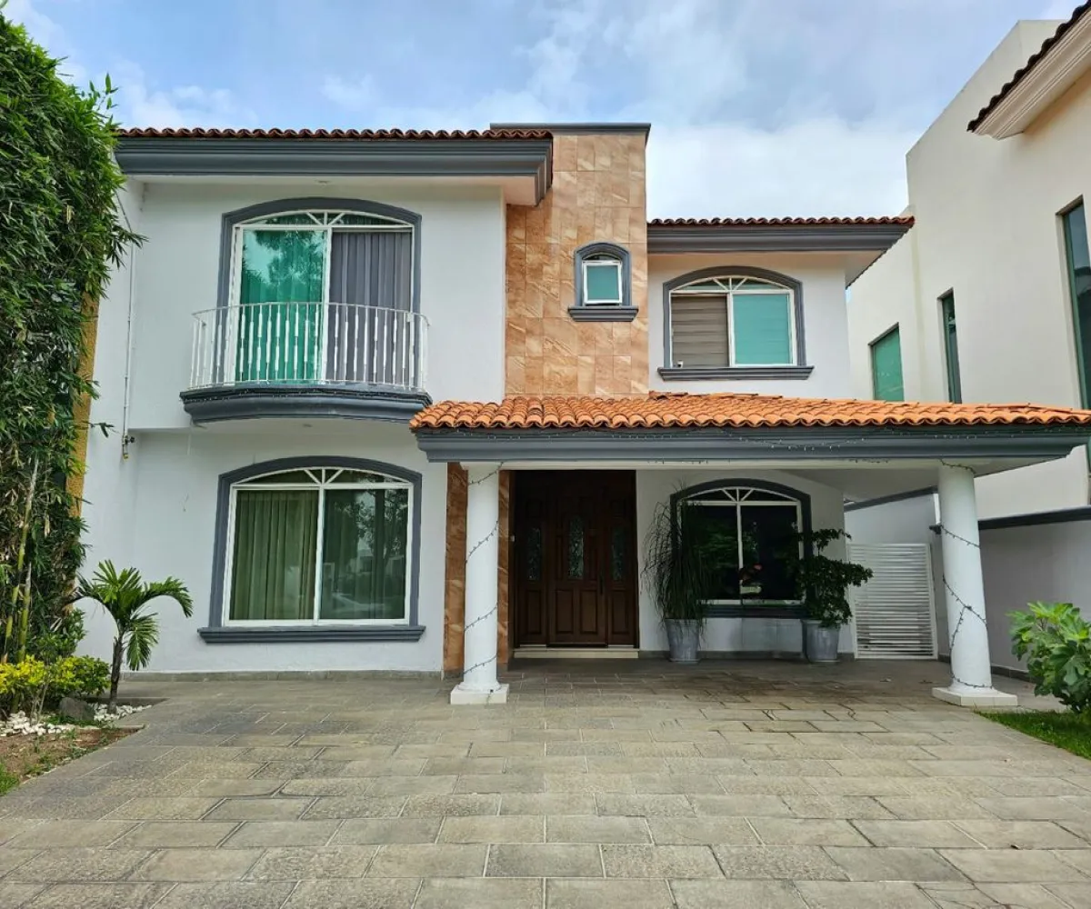 Casa En Venta,El Manantial,Paseo del Manantial 0, Tlajomulco de Zúñiga, Jalisco 45645, 4 Habitaciones,5 Baños,Paseo del Manantial,2,pahjK8d