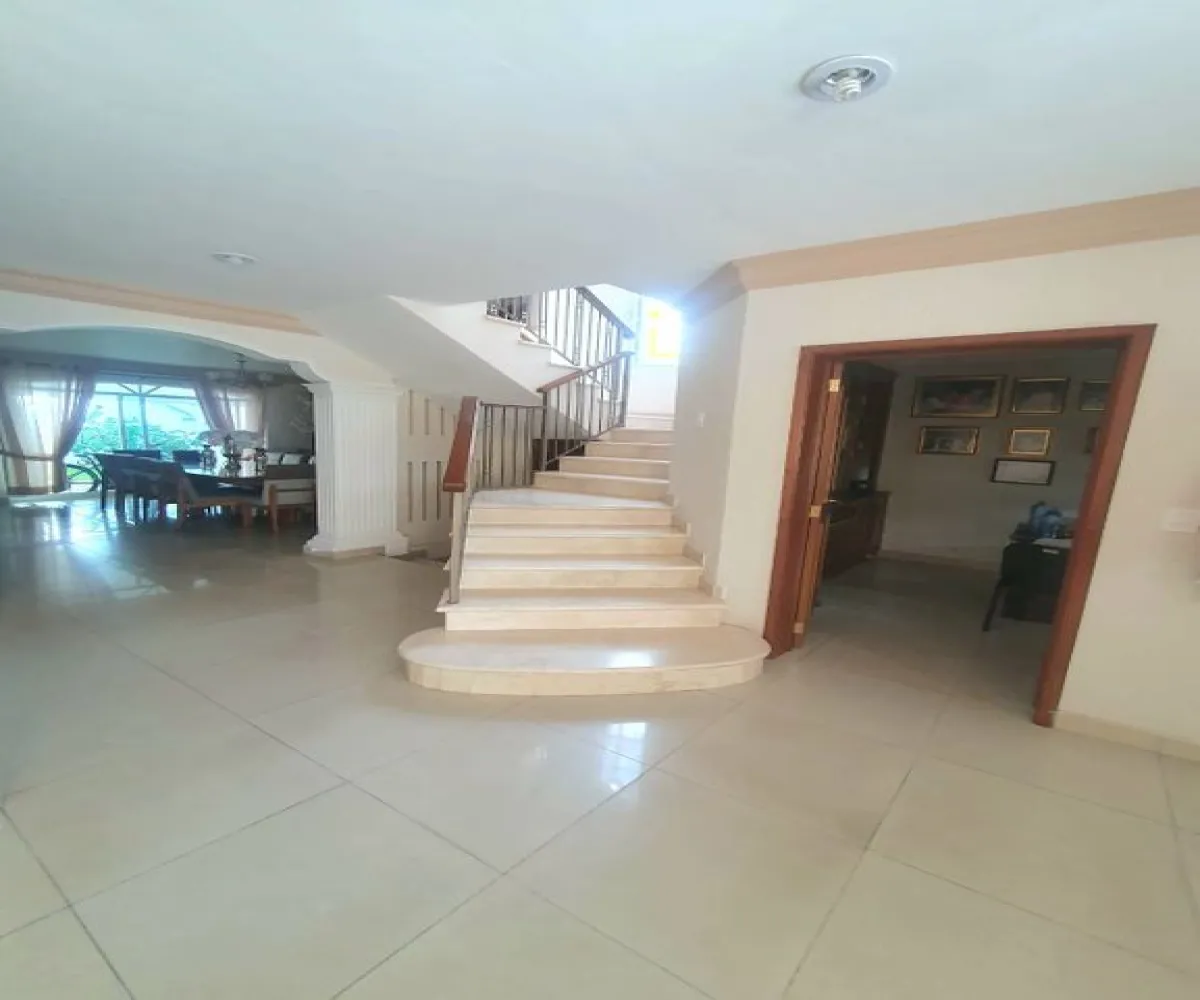 Casa En Venta,El Manantial,Paseo del Manantial 0, Tlajomulco de Zúñiga, Jalisco 45645, 4 Habitaciones,5 Baños,Paseo del Manantial,2,pahjK8d