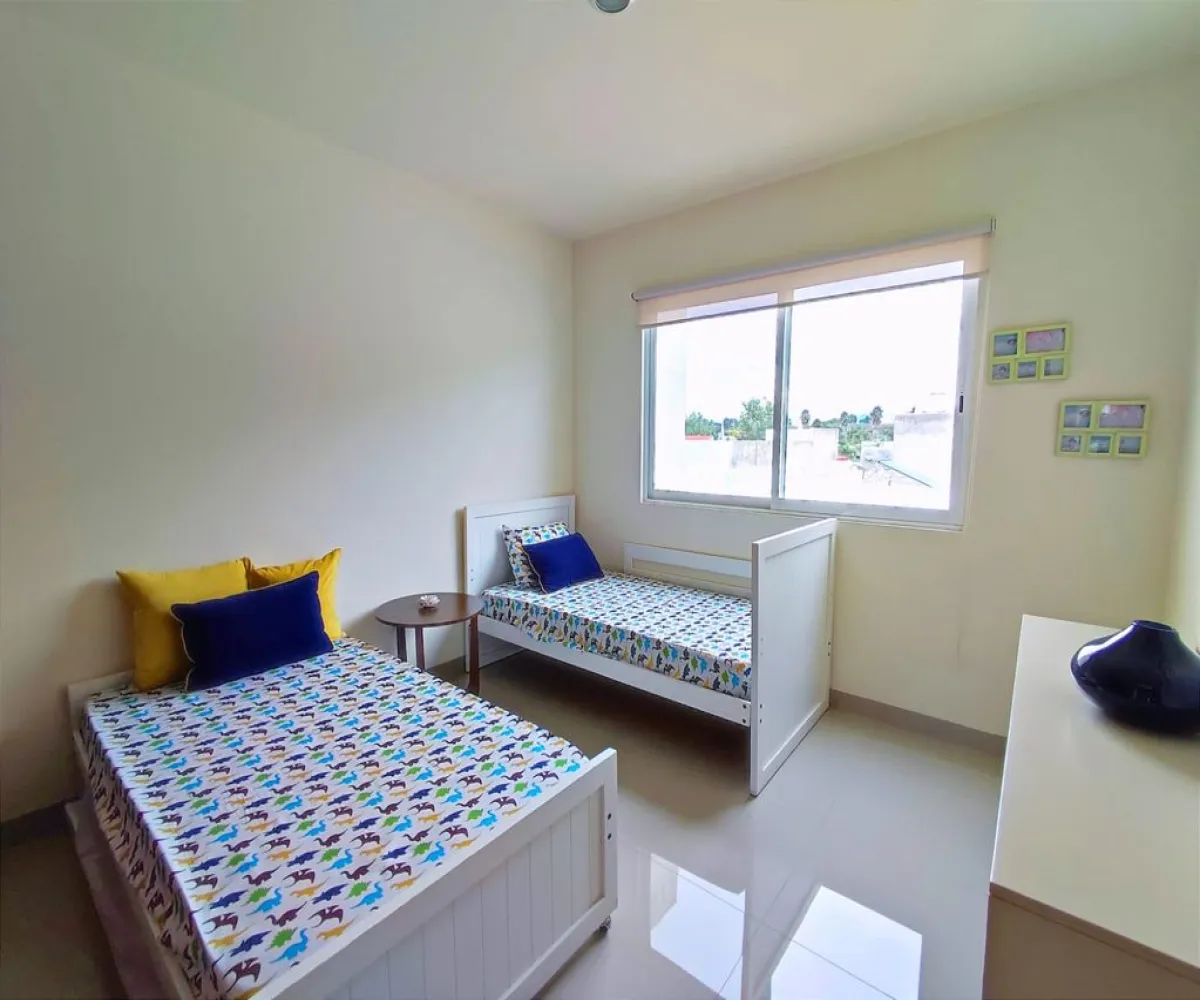 Casa En Venta,El Alcázar (Casa Fuerte),roble S/N, Tlajomulco de Zúñiga, Jalisco 45645, 3 Habitaciones,2 Baños,roble,2,pbb9n7z