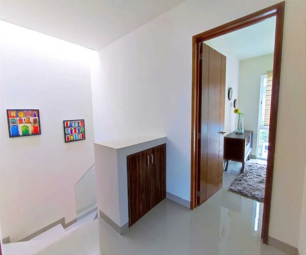 Casa En Venta,El Alcázar (Casa Fuerte),roble S/N, Tlajomulco de Zúñiga, Jalisco 45645, 3 Habitaciones,2 Baños,roble,2,pbb9n7z