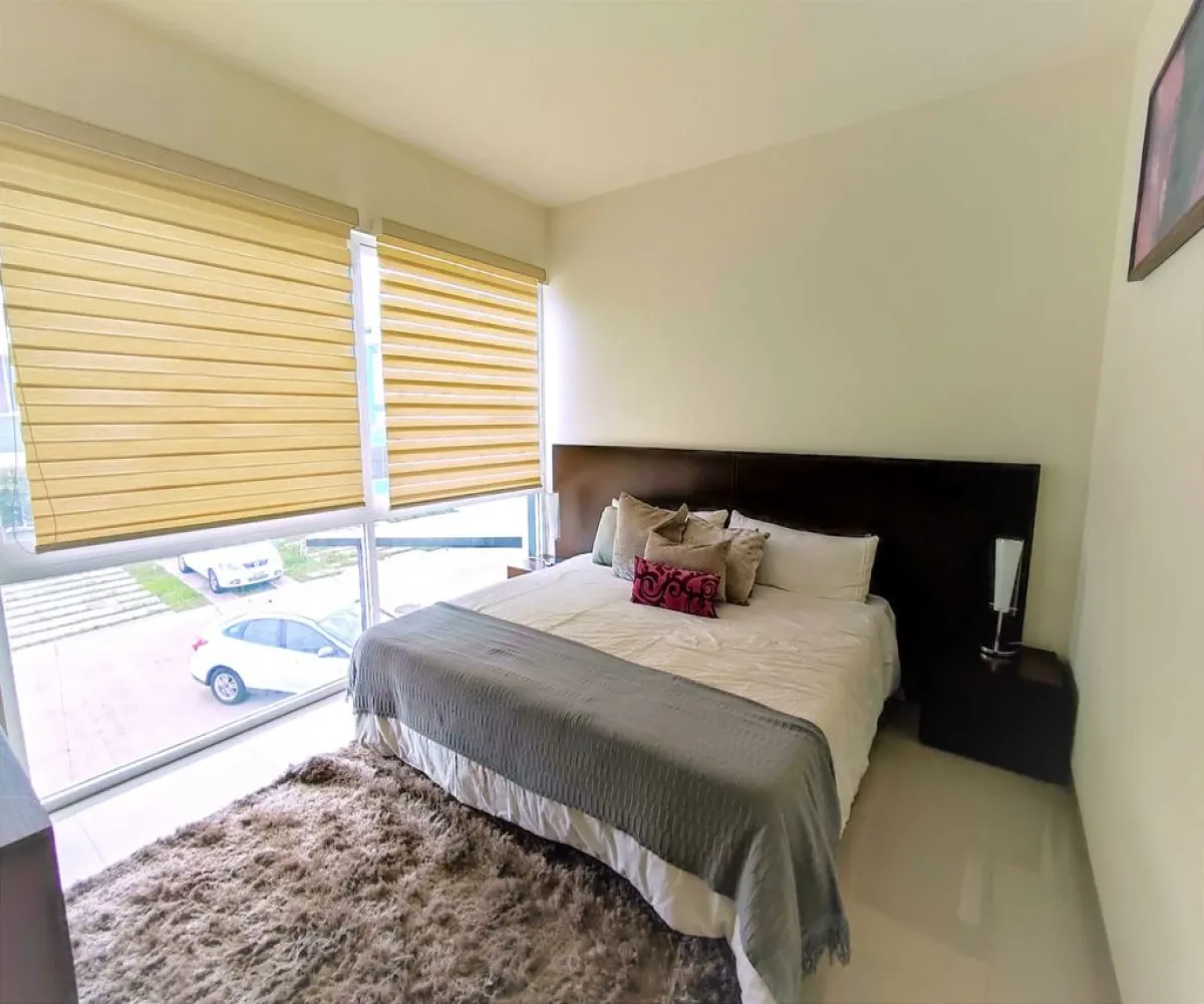 Casa En Venta,El Alcázar (Casa Fuerte),roble S/N, Tlajomulco de Zúñiga, Jalisco 45645, 3 Habitaciones,2 Baños,roble,2,pbb9n7z