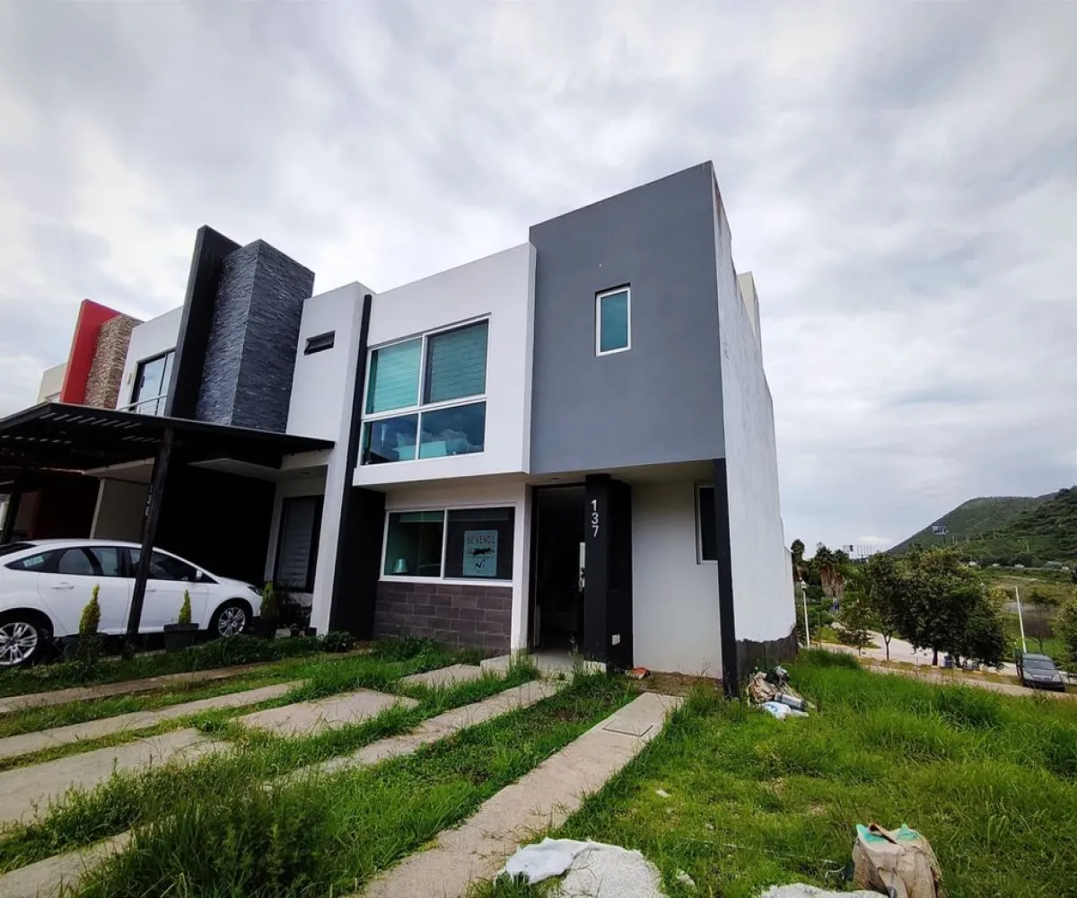 Casa En Venta,El Alcázar (Casa Fuerte),roble S/N, Tlajomulco de Zúñiga, Jalisco 45645, 3 Habitaciones,2 Baños,roble,2,pbb9n7z