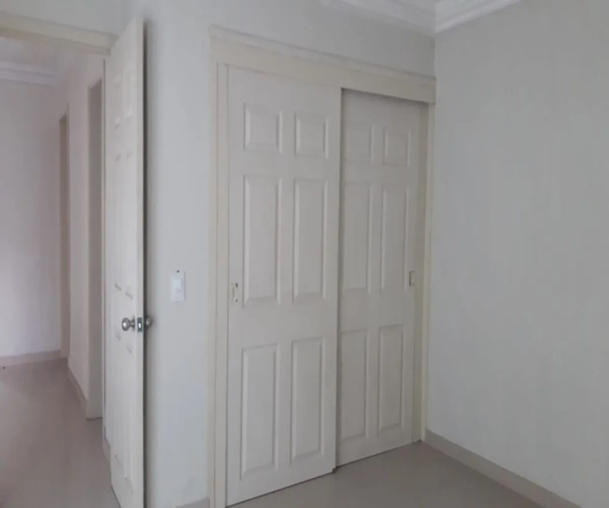 Casa En Venta,Las Águilas,Las Aguilas S/N, Zapopan, Jalisco 45080, 3 Habitaciones,1 Baño,Las Aguilas,1,pXMzwYi