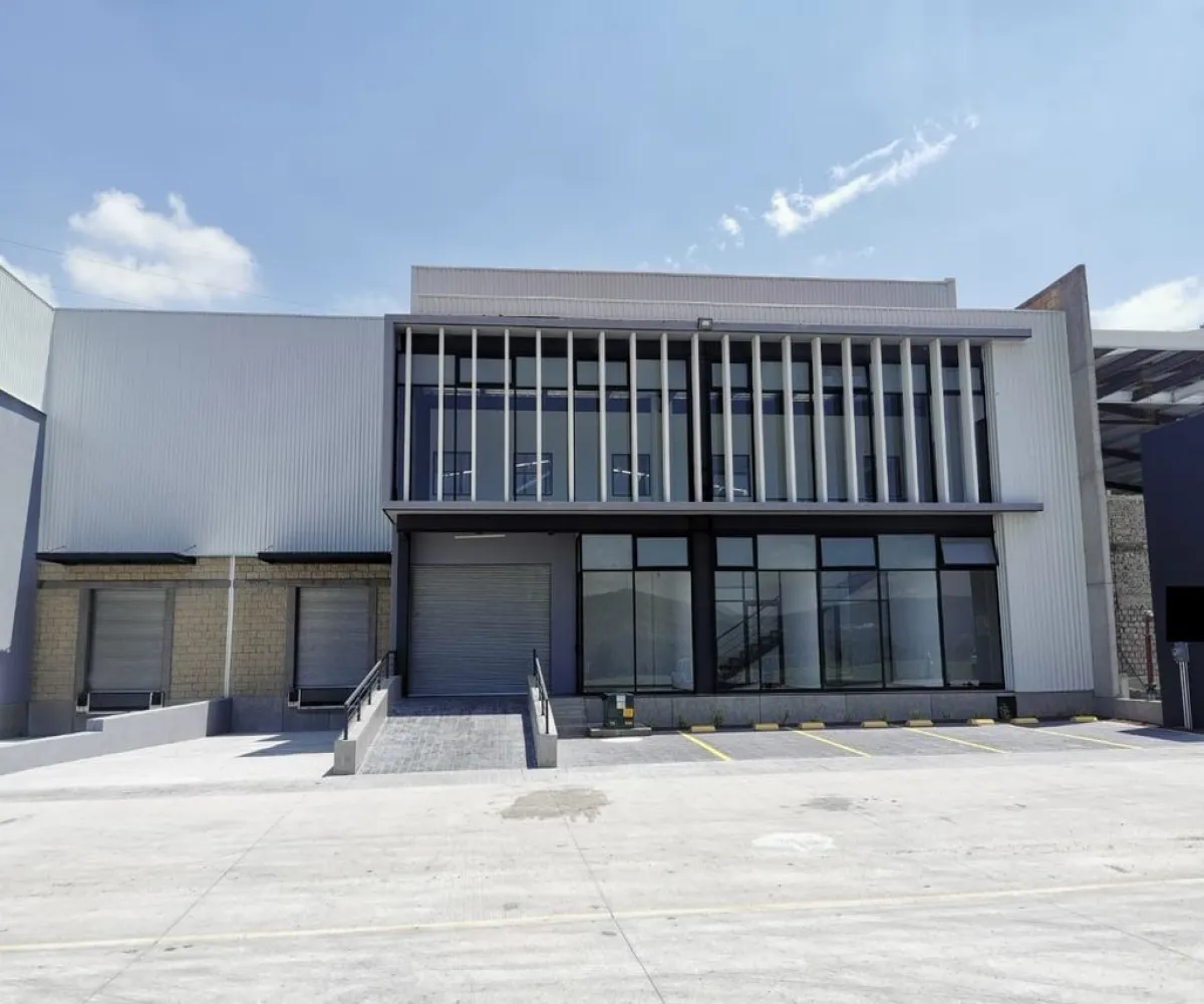 En Renta,Santa Cruz de las Flores,Carretera San Isidro Mazatepec S/N, Tlajomulco de Zúñiga, Jalisco 45640,1 Baño,Carretera San Isidro Mazatepec,pXVrvPf