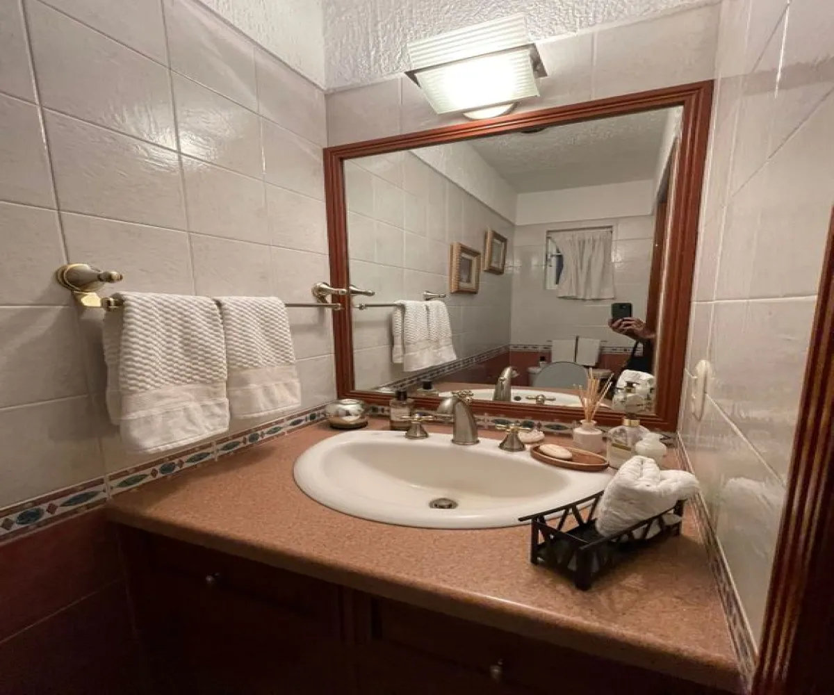 Casa En Venta,Bugambilias,AV. DEL RENO PONIENTE 4154, Zapopan, Jalisco 45237, 3 Habitaciones,2 Baños,AV. DEL RENO PONIENTE,3,pwh4Y42