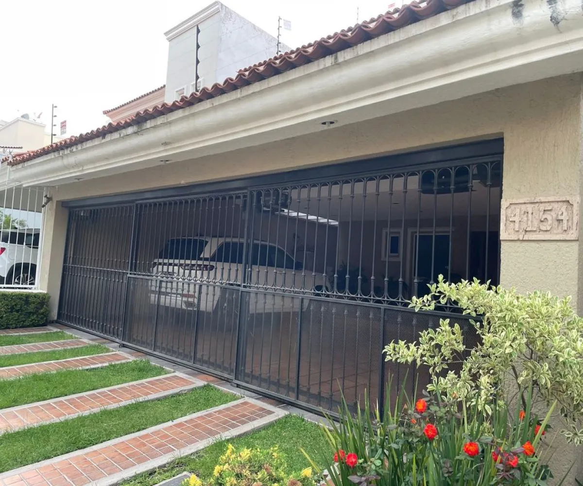Casa En Venta,Bugambilias,AV. DEL RENO PONIENTE 4154, Zapopan, Jalisco 45237, 3 Habitaciones,2 Baños,AV. DEL RENO PONIENTE,3,pwh4Y42
