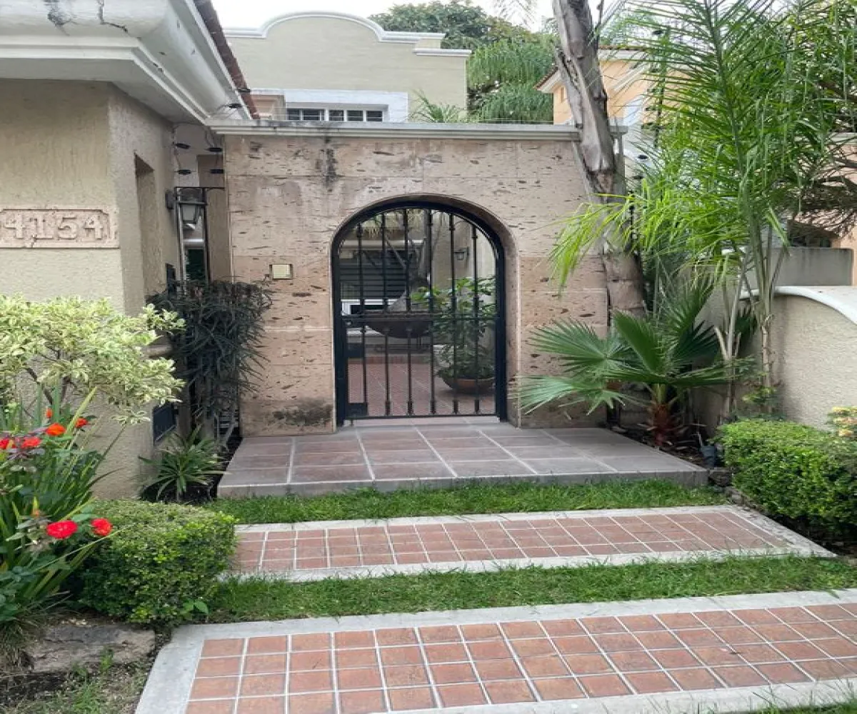 Casa En Venta,Bugambilias,AV. DEL RENO PONIENTE 4154, Zapopan, Jalisco 45237, 3 Habitaciones,2 Baños,AV. DEL RENO PONIENTE,3,pwh4Y42
