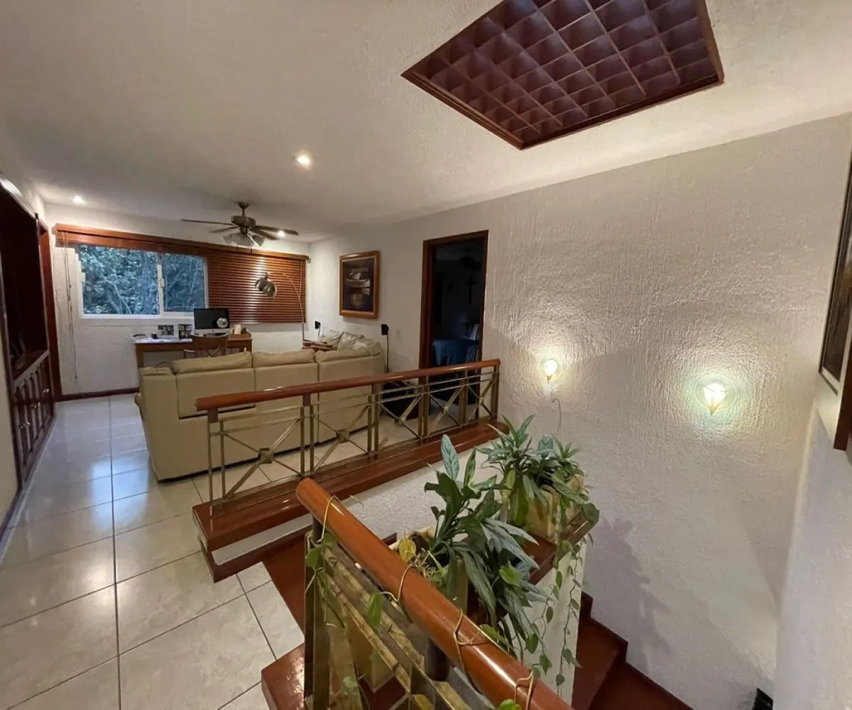 Casa En Venta,Bugambilias,AV. DEL RENO PONIENTE 4154, Zapopan, Jalisco 45237, 3 Habitaciones,2 Baños,AV. DEL RENO PONIENTE,3,pwh4Y42