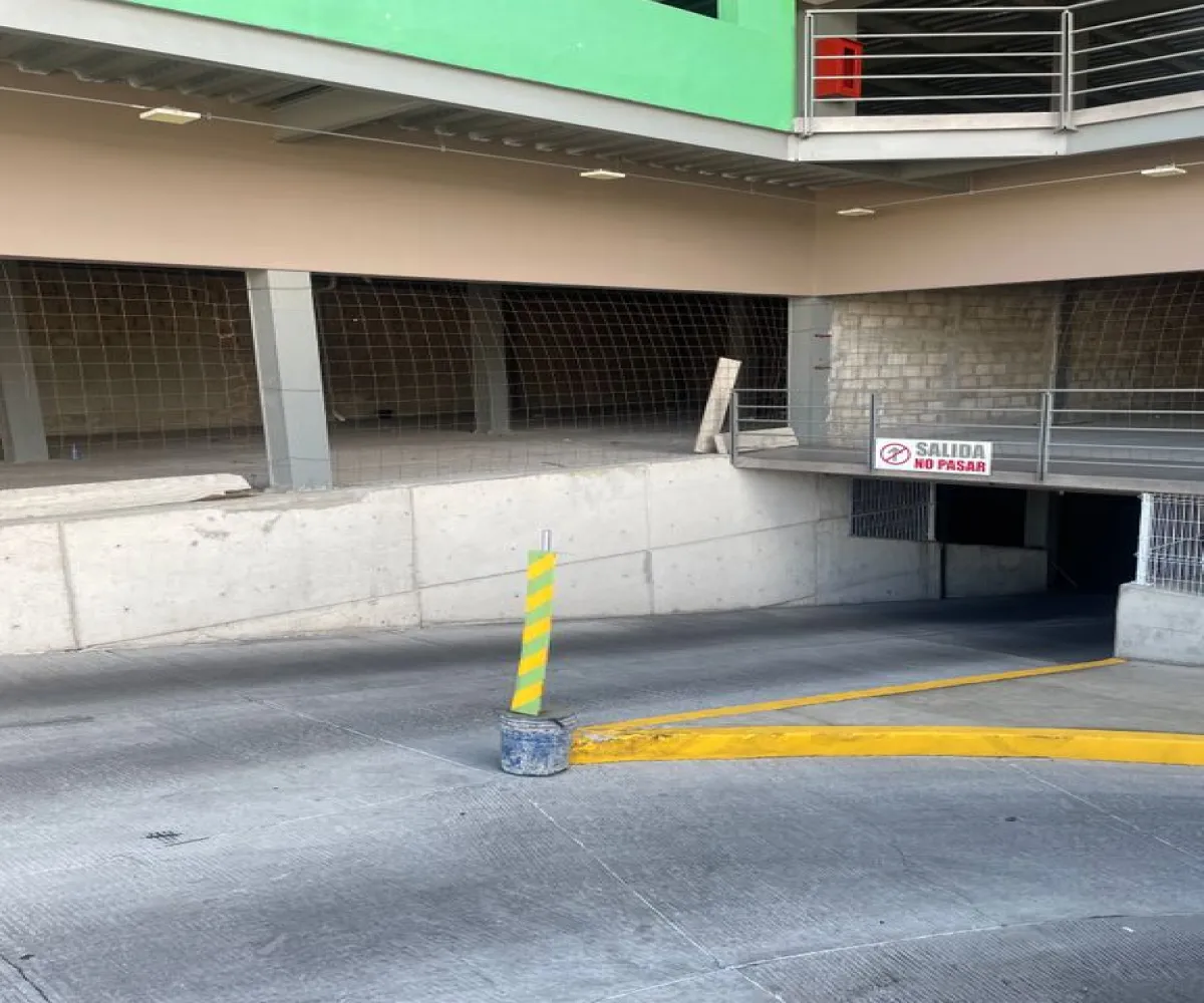 Local En Venta,Belisario Domínguez,puerto San Telmo 512, Guadalajara, Jalisco 44320,puerto San Telmo,pfaLf7z