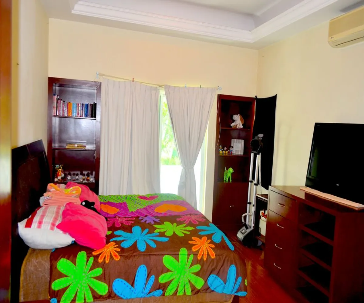 Casa En Venta,Colinas de San Javier,José Maria Escribá 2046 36, Zapopan, Jalisco 45116, 4 Habitaciones,4 Baños,José Maria Escribá ,3,psOU99B