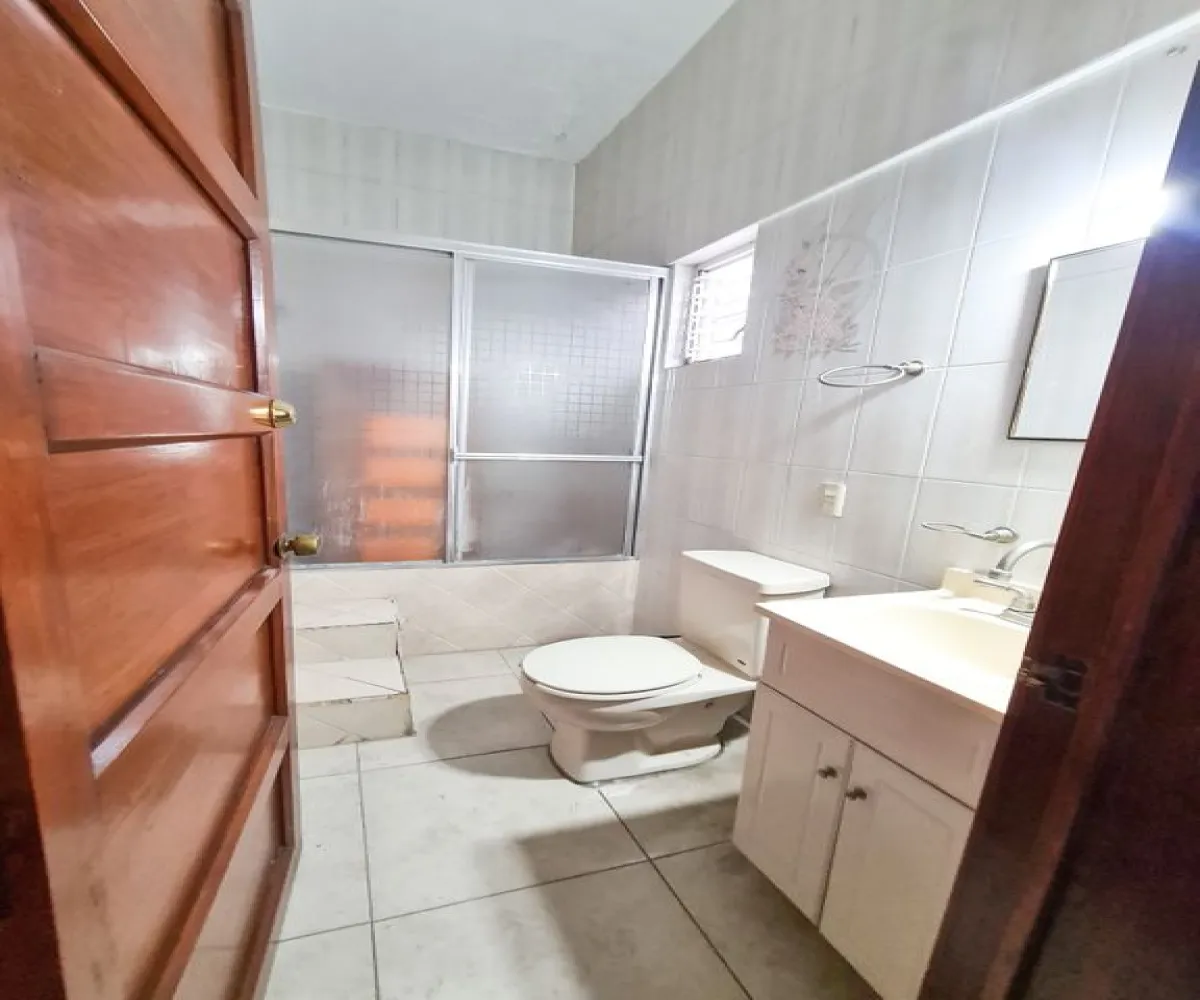 Casa En Venta,Americana,mexicaltzingo 1957, Guadalajara, Jalisco 44160, 8 Habitaciones,4 Baños,mexicaltzingo,3,p5nuu1b Casa En Venta,Americana,mexicaltzingo 1957, Guadalajara, Jalisco 44160, 8 Habitaciones,4 Baños,mexicaltzingo,3,p5nuu1b