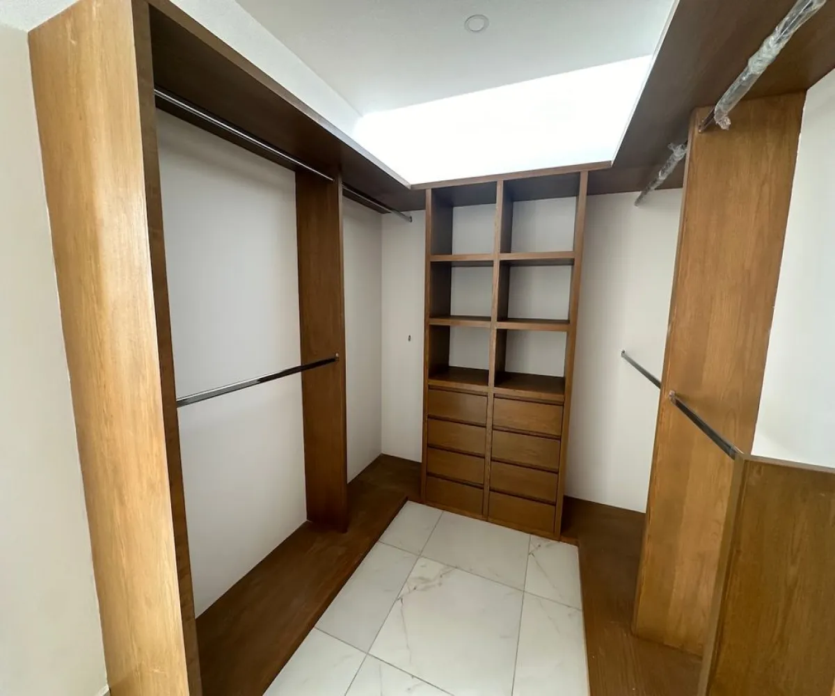 Casa En Venta,Bosques Santa Anita,Circuito Privada Santa Anita 115, Tlajomulco de Zúñiga, Jalisco 45645, 4 Habitaciones,3 Baños,Circuito Privada Santa Anita,2,pGBxLD4