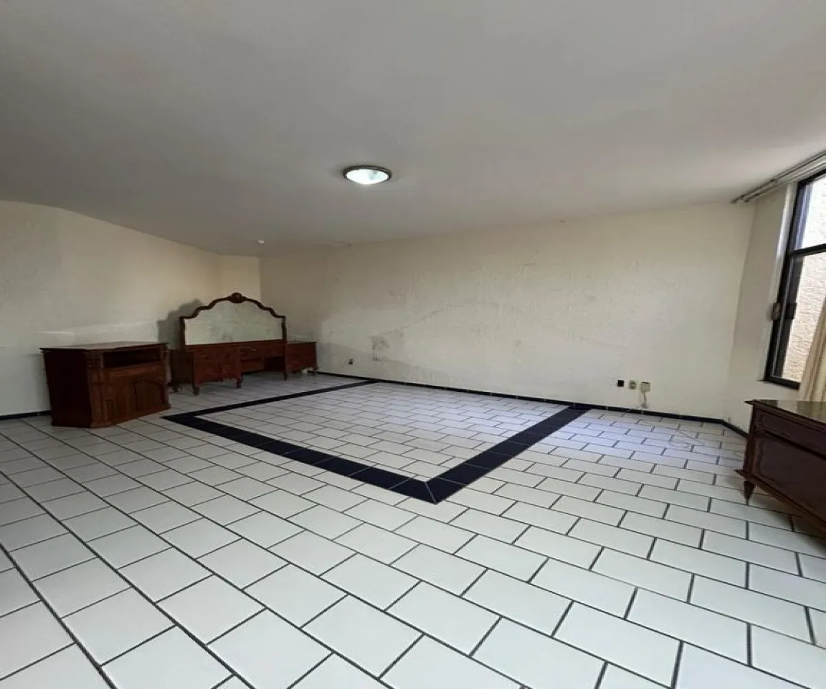 Casa En Venta,Bugambilias,Rtno. de Las Amapolas 2381, Zapopan, Jalisco 45238, 4 Habitaciones,3 Baños,Rtno. de Las Amapolas,2,pePGyPB Casa En Venta,Bugambilias,Rtno. de Las Amapolas 2381, Zapopan, Jalisco 45238, 4 Habitaciones,3 Baños,Rtno. de Las Amapolas,2,pePGyPB