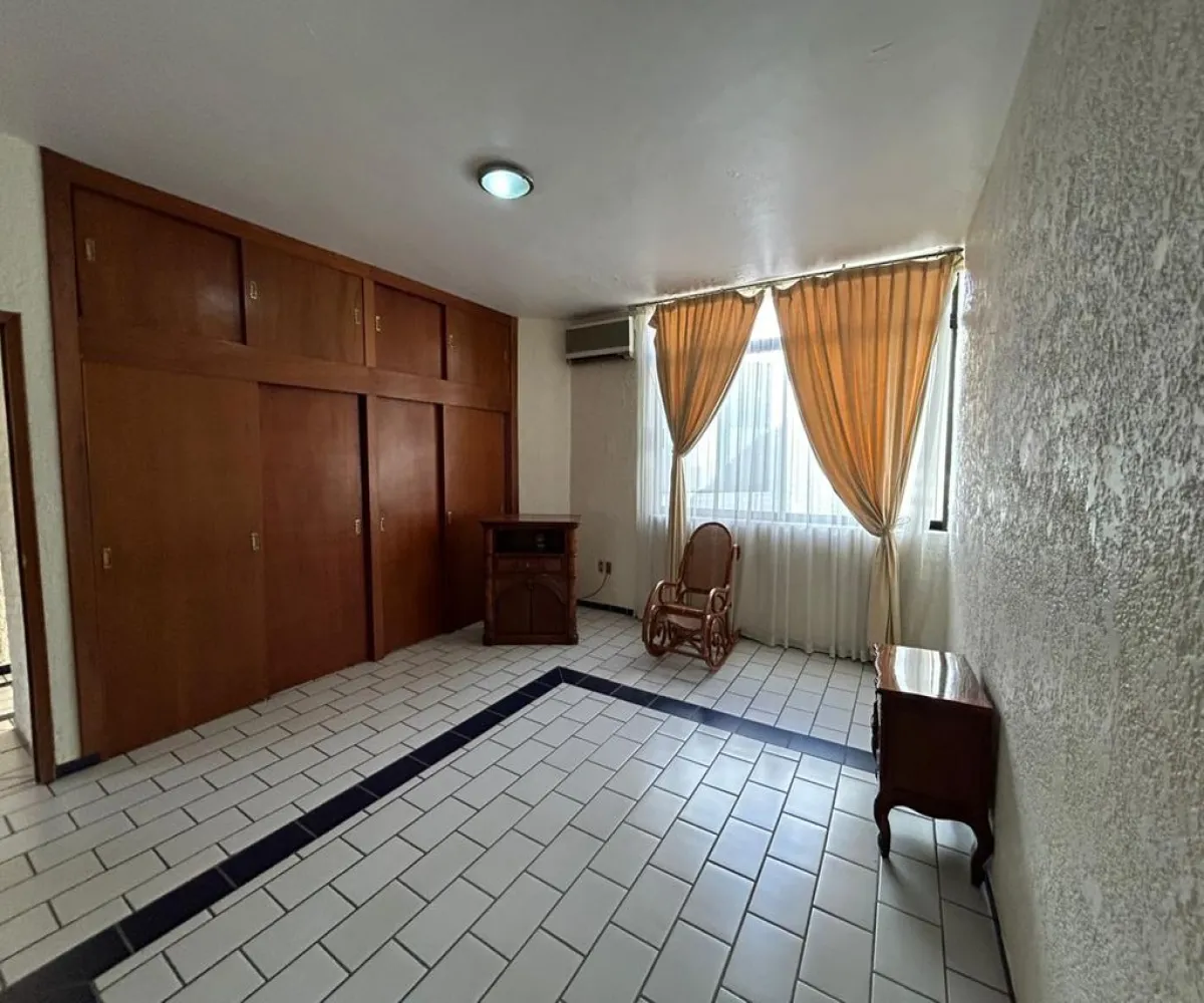 Casa En Venta,Bugambilias,Rtno. de Las Amapolas 2381, Zapopan, Jalisco 45238, 4 Habitaciones,3 Baños,Rtno. de Las Amapolas,2,pePGyPB Casa En Venta,Bugambilias,Rtno. de Las Amapolas 2381, Zapopan, Jalisco 45238, 4 Habitaciones,3 Baños,Rtno. de Las Amapolas,2,pePGyPB