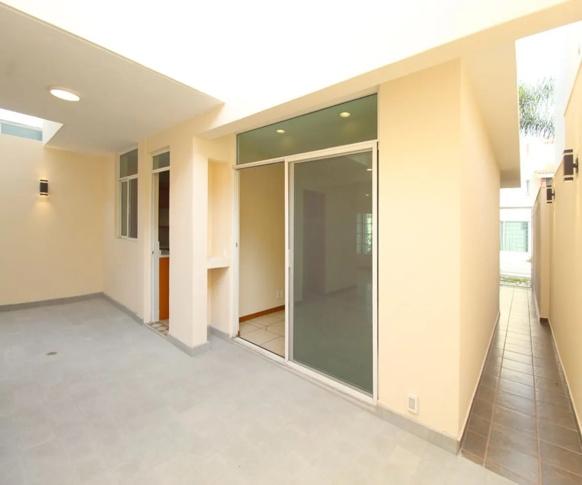 Casa En Venta,Nueva Galicia Residencial,Merced 1507 67, Tlajomulco de Zúñiga, Jalisco 45645, 3 Habitaciones,2 Baños,Merced,2,pl0jVXS