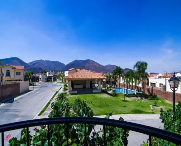 Casa En Venta,Residencial Alta California,Santa Cruz 12, Tlajomulco De Zúñiga, Jalisco 45645, 3 Habitaciones,2 Baños,Santa Cruz,2,457535