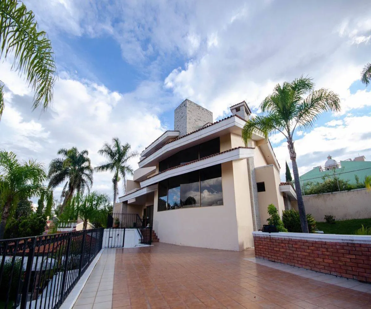 Casa En Venta,Ciudad Bugambilia,Callejon del Oso 108, Zapopan, Jalisco 45237, 4 Habitaciones,3 Baños,Callejon del Oso,2,571283