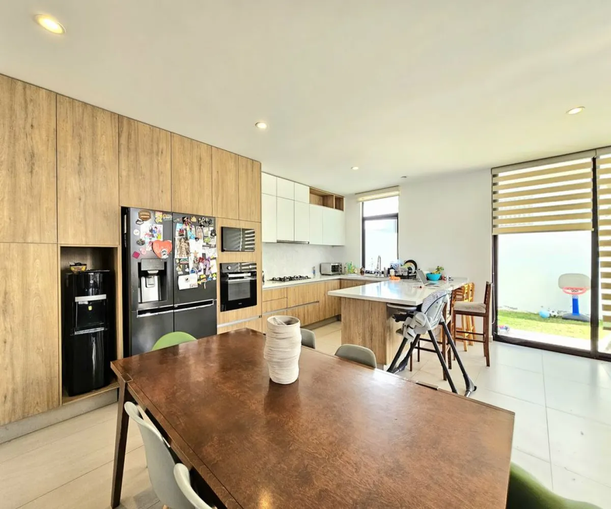 Casa En Venta,Valle Imperial,Imperio Austriaco S/N, Zapopan, Jalisco 45134, 4 Habitaciones,4 Baños,Imperio Austriaco ,3,pWyk2X1