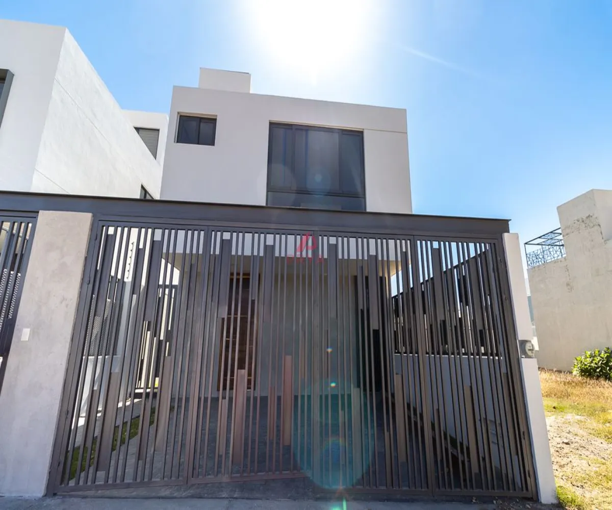 Casa En Venta,Bosques Vallarta,CTO. DEL BOSQUE 588, Zapopan, Jalisco 45019, 3 Habitaciones,3 Baños,CTO. DEL BOSQUE,2,p2YY2SB