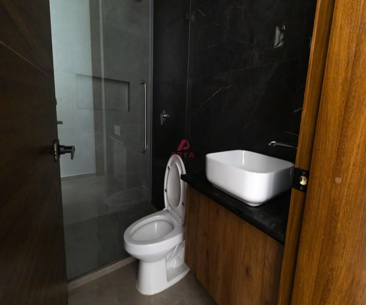 Casa En Venta,Bosques Vallarta,CTO. DEL BOSQUE 588, Zapopan, Jalisco 45019, 3 Habitaciones,3 Baños,CTO. DEL BOSQUE,2,p2YY2SB