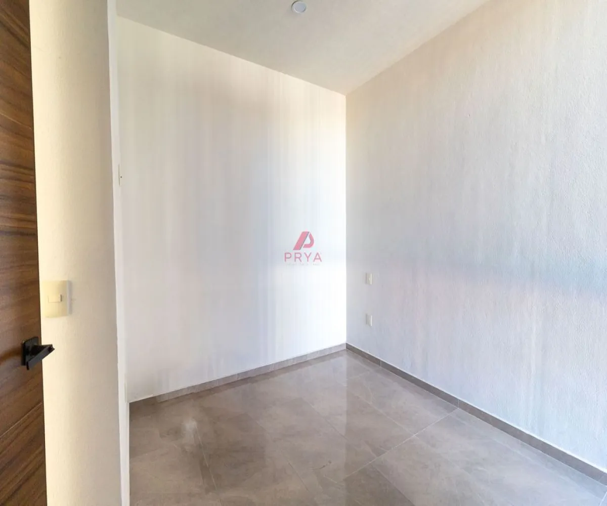 Casa En Venta,Bosques Vallarta,CTO. DEL BOSQUE 588, Zapopan, Jalisco 45019, 3 Habitaciones,3 Baños,CTO. DEL BOSQUE,2,p2YY2SB