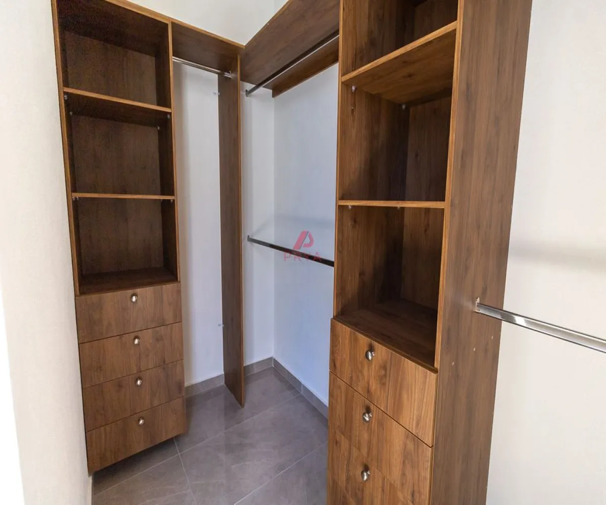 Casa En Venta,Bosques Vallarta,CTO. DEL BOSQUE 588, Zapopan, Jalisco 45019, 3 Habitaciones,3 Baños,CTO. DEL BOSQUE,2,p2YY2SB