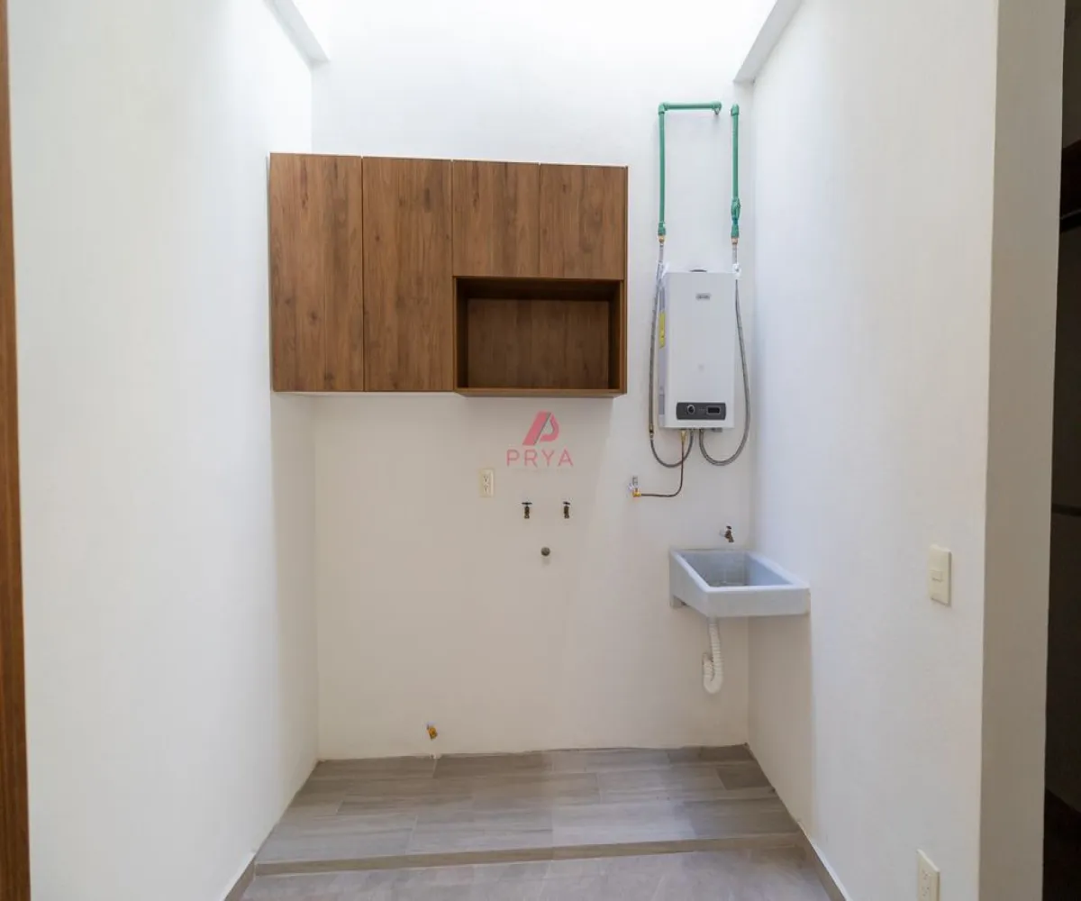 Casa En Venta,Bosques Vallarta,CTO. DEL BOSQUE 588, Zapopan, Jalisco 45019, 3 Habitaciones,3 Baños,CTO. DEL BOSQUE,2,p2YY2SB