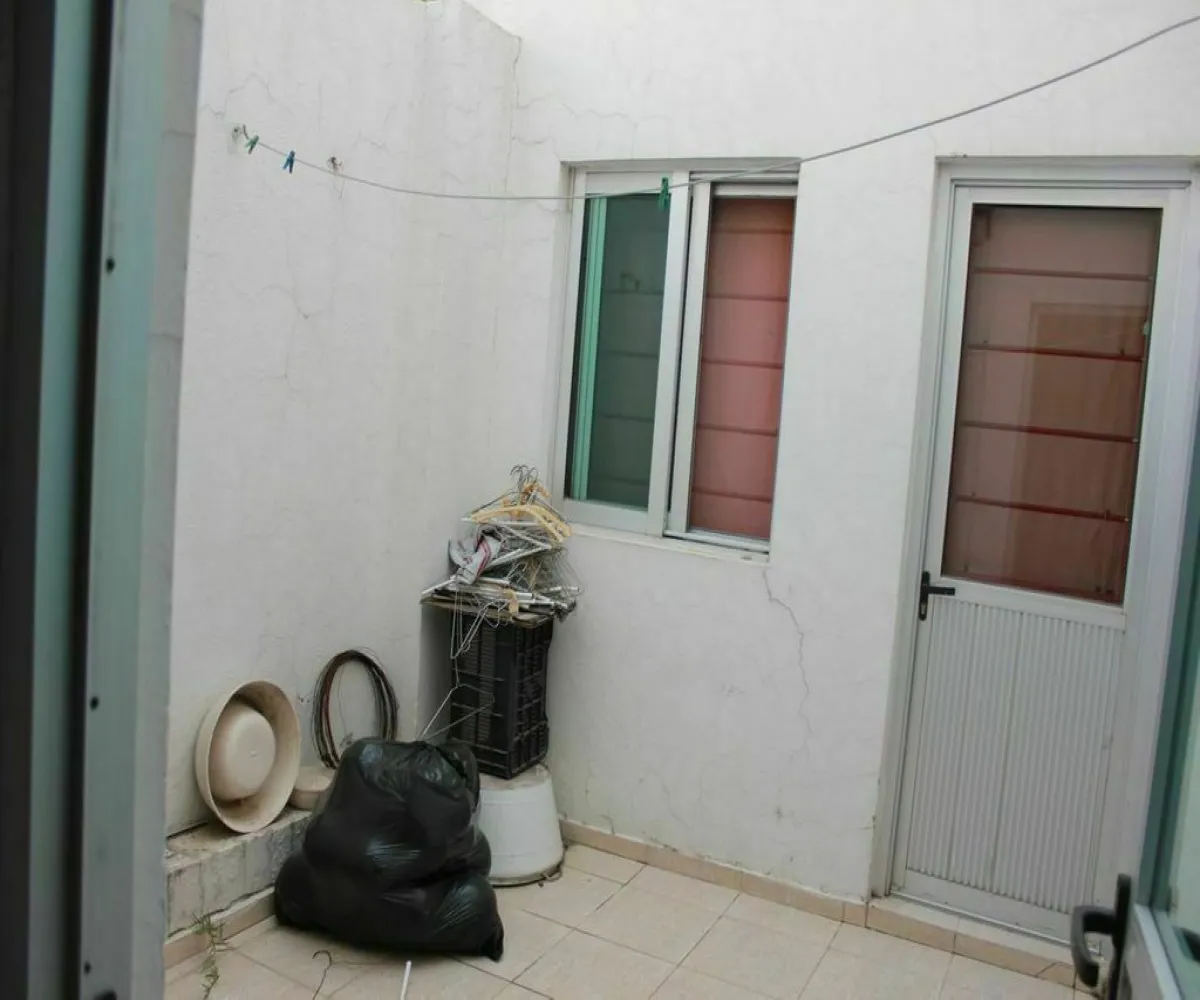 Casa En Venta,Jardín Real,Jardín de las Flores 251, Zapopan, Jalisco 45136, 3 Habitaciones,3 Baños,Jardín de las Flores,2,pdPyUTI