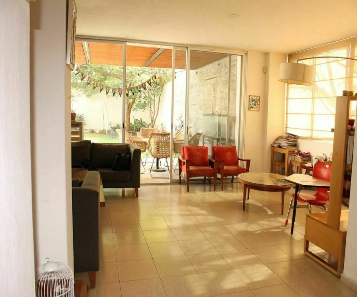 Casa En Venta,Jardín Real,Jardín de las Flores 251, Zapopan, Jalisco 45136, 3 Habitaciones,3 Baños,Jardín de las Flores,2,pdPyUTI